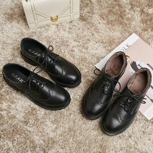 British carve patterns leather brogues women winter plush shoes lace up thick bottom flats girls all-match creepers zapatos new