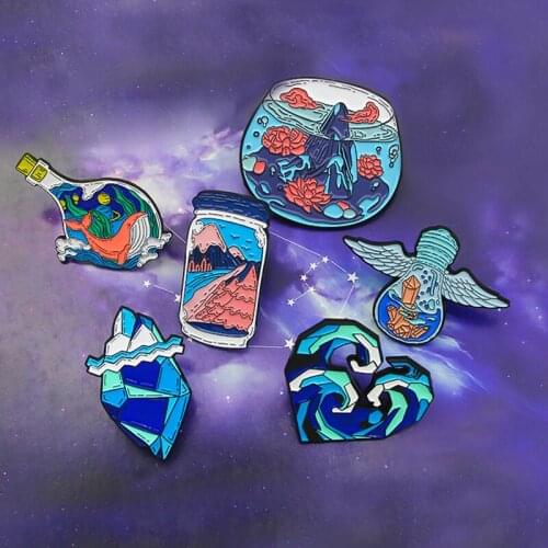 Ocean Adventure Brooches Custom Ocean Peak Bottle Bulb Crystal Whale Sea Wave Sailing Enamel Pins Badge Jewelry for Kids Friend