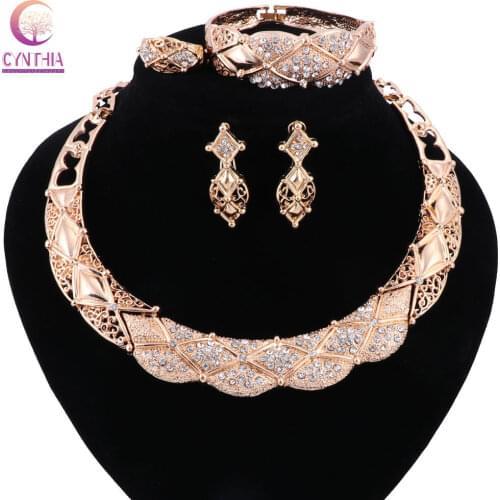 Crystal Statement necklace 2017 Women necklace Gold color Trendy jewelry sets with earrings for party boho new arrival wedding