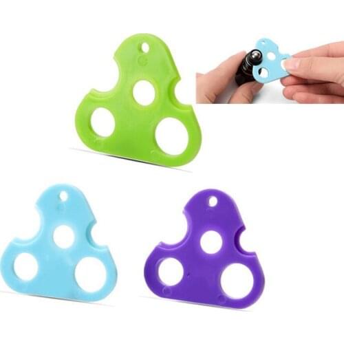 1PC Leaf Essential Oil Opener Key Tool Remover For Roller Balls and Caps Bottles Plastic Opener Roller Bottle Corkscrew Tool