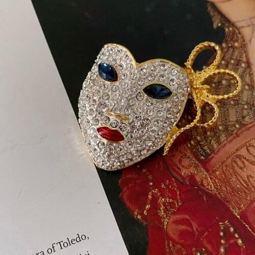 European and American vintage brass diamond inlaid western antique mask brooch Womens fashion luxury jewelry