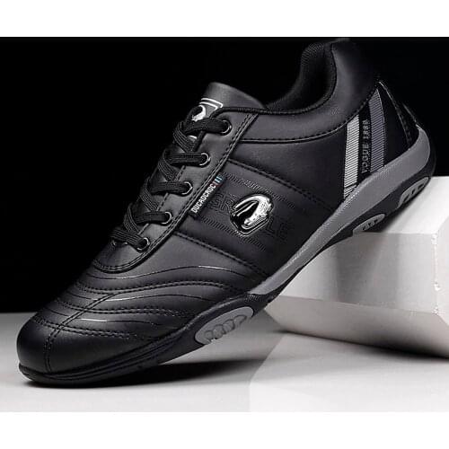 New Trainng Running Shoes Outdoor Light Weight Walking Shoes Anti Slip Walking Footwears Comfortable Running Sneakers Male