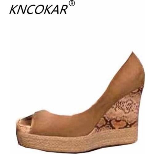 The new snake-grain, sweet, hemp rope, and the womens shoes are high heel fish-mouth sandals