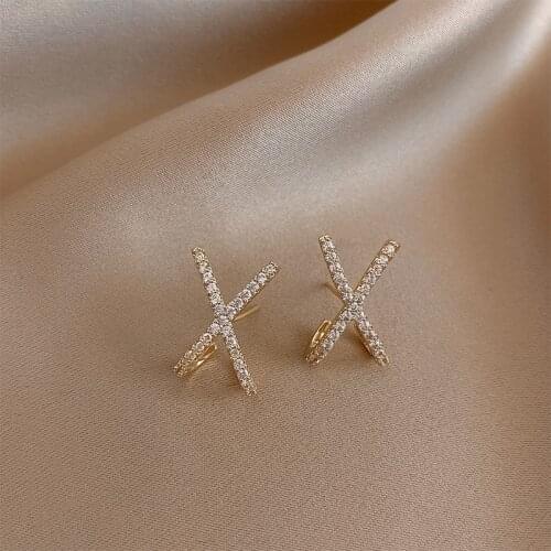 Korean hot fashion jewelry, exquisite copper inlaid zircon simple cross earrings, elegant womens everyday wild earrings