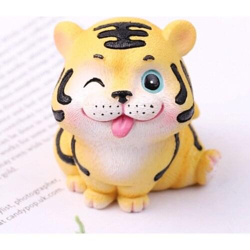 Y8AB 4 Pcs Cute Tigers Resin Statue Crafts Mini Animal Doll Figurines Sculpture Tabletop Ornaments for Home Office Automobile