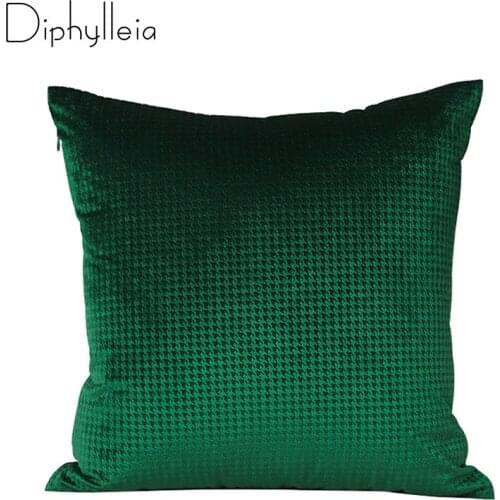 Diphylleia Modern Light Luxurious Pillow Case Speical Design Green Velvet Houndstooth Stripes Pillow Case Square 18x18 Inches