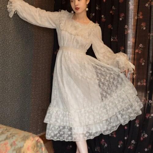 Cottage Core Style Lace Princess Fairy Dress Women Vintage Embroidery Floral Petal Sleeve SuqareCollar Dress Vestido Mujer Festa