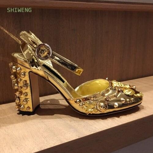 2021 New Pumps Women Square Heels Rivet Shoes Woman Classics Pointed Toe Dress Official Party Shoes Spring