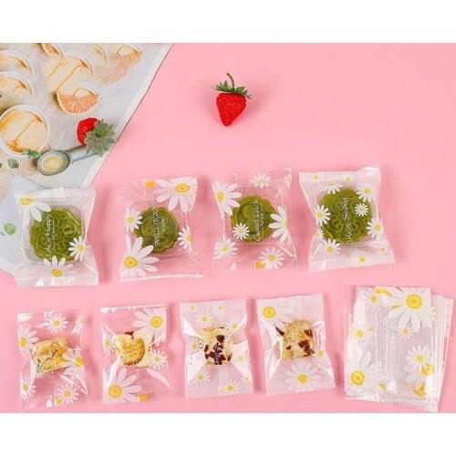 100Pcs Daisy Cookie Candy Bag Heat Seal DIY Baking Biscuits Flower Packaging Bags Christmas Wedding Birthday Party Gift Supplies