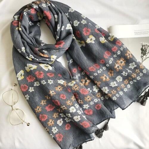 2017 Newest Women Ombre Flower Pattern Tassel Scarf Cotton Floral Shawls Wrap Long Muffler Hijab 10pcs/lot Free Shipping