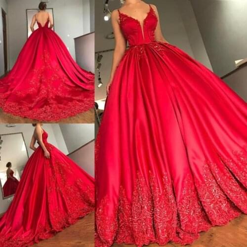 Luxury Red Ball Gown Prom Dresses Sexy Spaghetti V Neck Lace Appliqued Beads Sweep Train Formal Evening Gowns