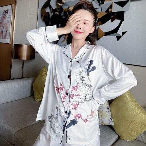 White Women Print Crane 2PCS Pajamas Set Sexy Turn-Down Collar Chinese Style Pyjamas Suit Nightwear Spring Lounge Home Sleepwear