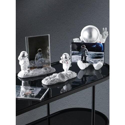Photo frame framed photo creative astronaut living room small decoration home wine cabinet decoration TV cabinet