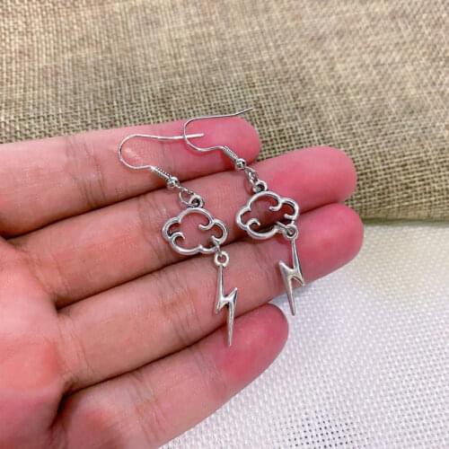 Fashion Cute Cloud Lightning Alloy Earrings Charm Drop Earrings for Women Hip Hop Girls Unusual Earrings Jewelry