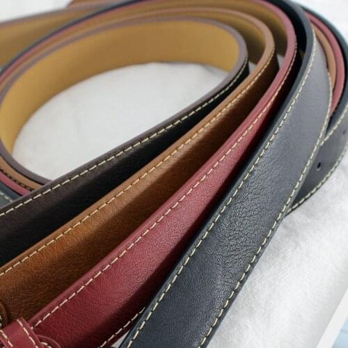 Elliptic BUCKLE Waistband Ladies Fashion Jeans with Students