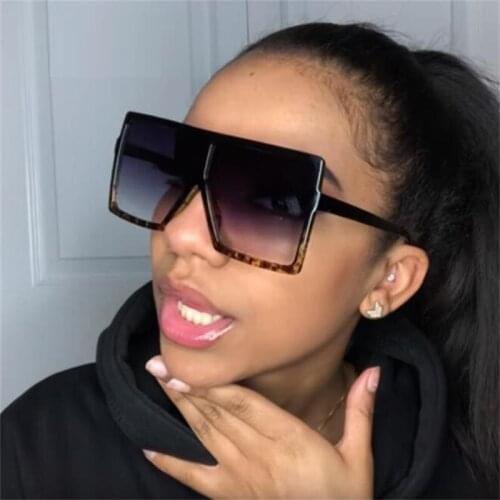 Oversized Sunshades Women Sunglasses Black Fashion Square Glasses Big Frame Vintage Retro Glasses Female Oculos Feminino Lunette
