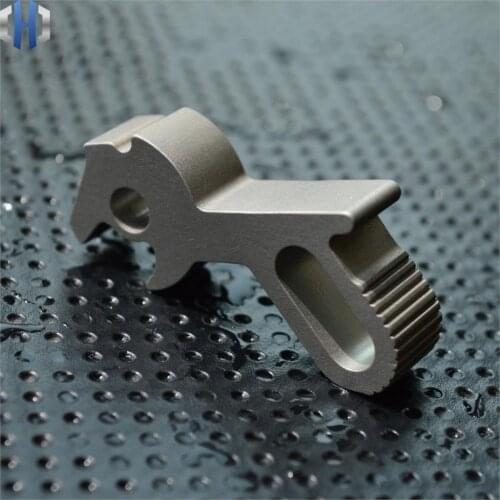 Titanium Alloy Bottle Opener 1911 Bottle Opener Beer EDC Hanging Buckle