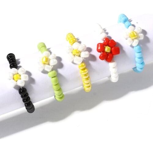 Vintage Elastic Flower Finger Rings For Women Jewelry Colorful Glass Beads Circle Rings Gift Party Accessories