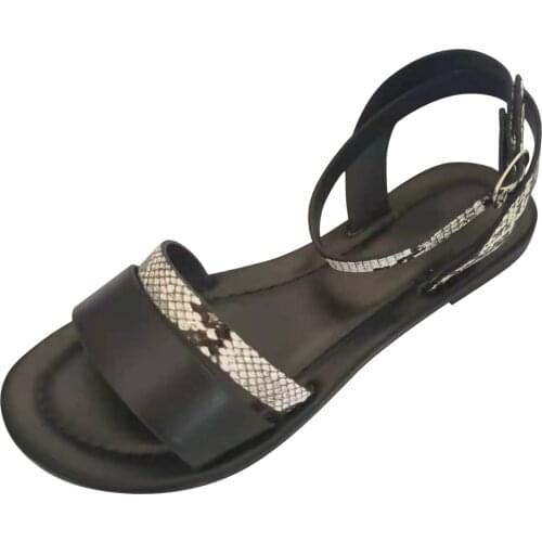 Fashion Summer Women Buckle Strap Open Toe Flat Brelathabe Sandals Beach Shoes Zapatos De Mujer Chaussures Femme