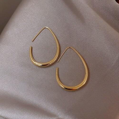Best Selling Gold Chic Water Drop Shaped Hoop Earrings Womens Chunky Hoops Geometrical Brass Earrings Minimalist