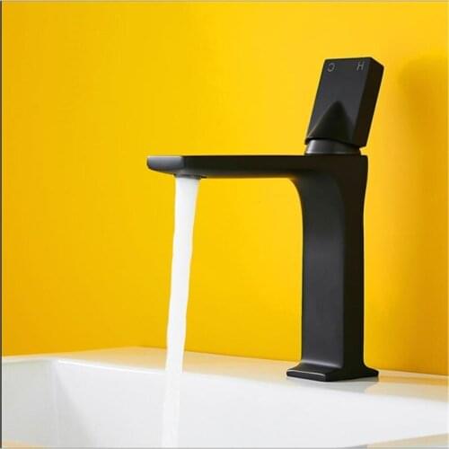 Vidric Basin Faucet Bathroom Copper Faucet North Europe Style Sink Mixer Tap Toilet Sink Hot Cold Single Handle Sink Faucet Blac