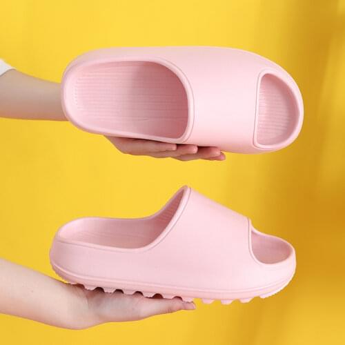 New Slippers Women Summer Thick Bottom Indoor Home Couples Home Bathroom Non-slip Soft Ins Tide To Wear Cool Slippers