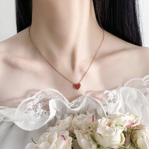 Fashion Red Heart-shaped Pendant Necklace Elegant Womens Wedding Clavicle Chain Jewelry Romantic Valentines Gifts