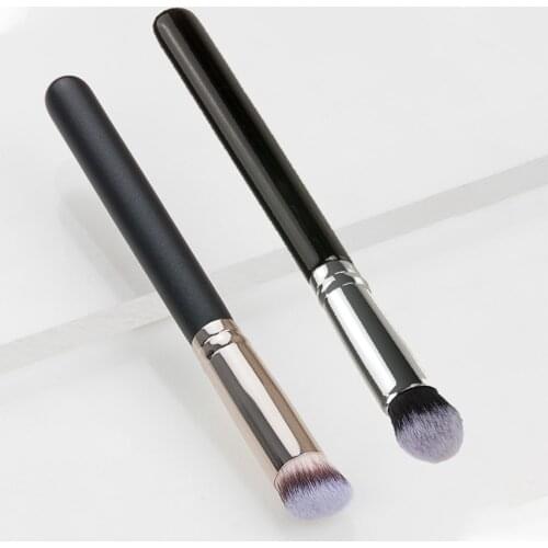 1pcs Professional Concealer Makeup Brushes Cosmetics Tool Flat Make Up Brush Small Partial Liquid Foundation Cream Beauty Tools