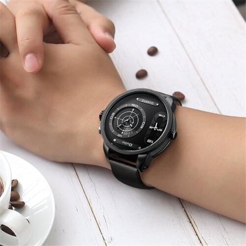 Oulm New Style LED Cool Flashing Function Watches Men Two Time Zone Sport Quartz Wristwatch Leather Strap Watch Reloj Male Clock