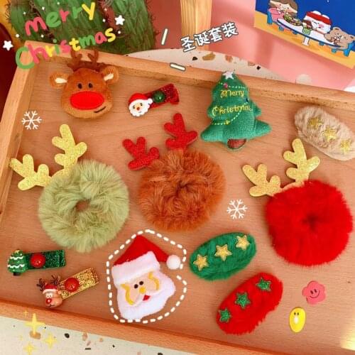 2021 New 4/Pcs Lovely Christmas Elk Brooch Christmas Suit Brooch Cute Child Brooch Handbag Decorations Jewelry Wholesale Anime