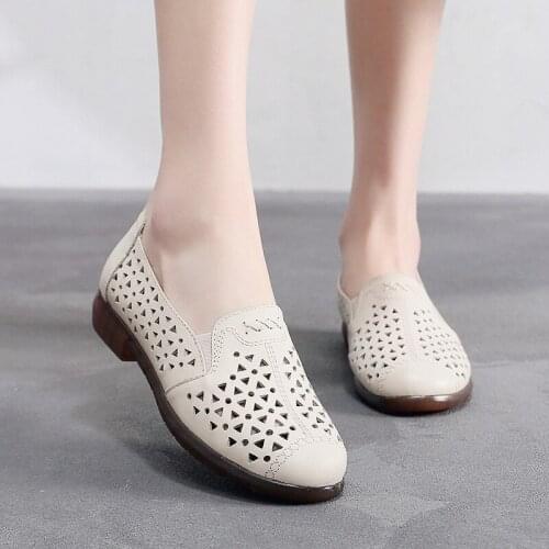 Summer New Womens Shoes Genuine Leather Cowhide Flat-heel Hollow Sandals Soft Comfort Breathable Ladies Flat Shoes