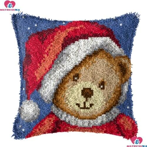 Latch Hook kits Pillow Bear Diy Handmade Printed Canvas Cushion Latch Hook Rug Kits DIY Unfinished Christmas decor accessories