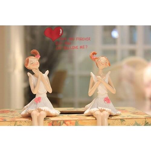 A pair Resin doll, sitting, fairy, angel, Home Furnishing decorations, small ornaments, decorations, crafts, figrue, love