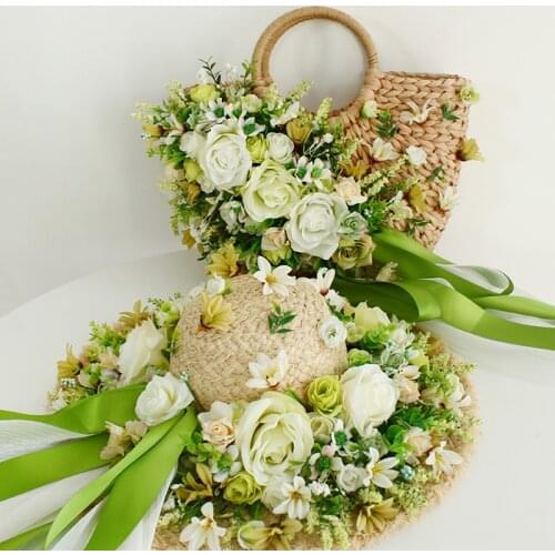 2021 New Fashion Wooden Handle Straw Bag for Women Sunmer Beach Bag Green Handmade Flower Ribbon Totes with Raffia Hat