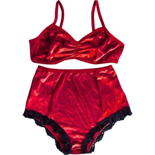 Women Sexy Nightwear Pajama Sets Velvet Lingerie V-Neck Sling Elastic High Waist Shorts Outfits