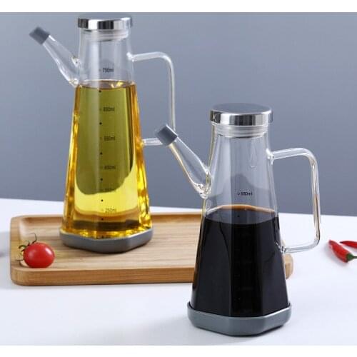 High borosilicate glass oil bottle Large capacity stainless steel lid oil bottle with scale soy sauce vinegar sesame oil tank
