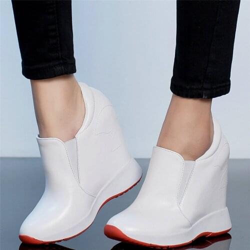 2021 Pumps Shoes Women Genuine Leather Wedges High Heel Motorcycle Boots Female Round Toe Fashion Sneakers Platform Casual Shoes