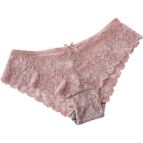 Sexy Lace Panties Women Underwear Hollowed-out Breathable low-Rise Cotton Briefs For Women Lingerie 2018 New Hot