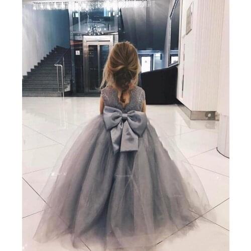 Lace Flower Girl Dresses Appliques Girls Pageant Gowns Vintage Communion Dress Big Bow Back Puffy Tulle Christmas Dresses