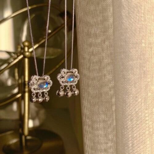 Moonstone Longevity Lock Necklace Woman Student Original Simple Rhinestone Small Bell Chain Necklace Girl
