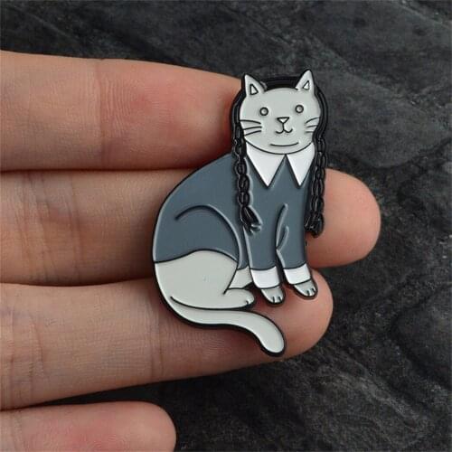 Qianraq Stylish Goth Cat Punk Dark Brooches Vintage Cat Witch Badges Cloth Decoration Coat Collar Pin Accessories Lapel Badge