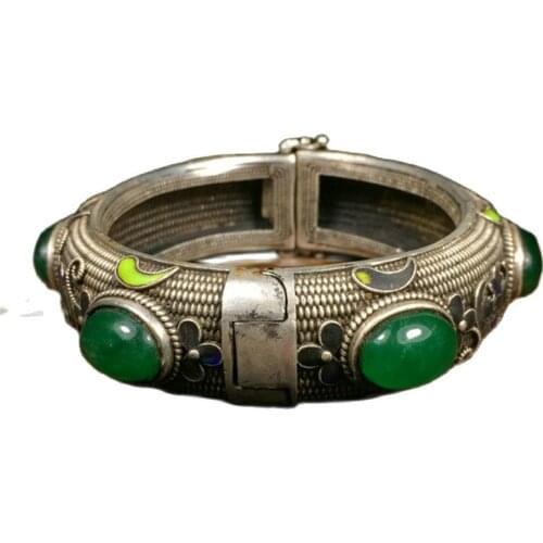 In Qing Dynasty, the silver bracelet inlaid with old jade wide bracelet and classic silver ornament