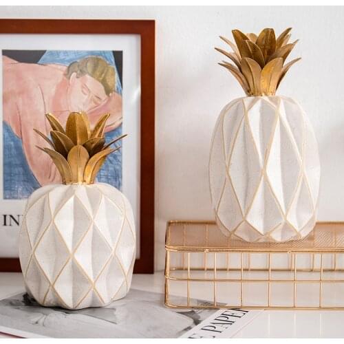 Nordic style ceramic Pineapple Bang Hall table Simple furnishings emperor Tea shop shelf Creative crafts decoration