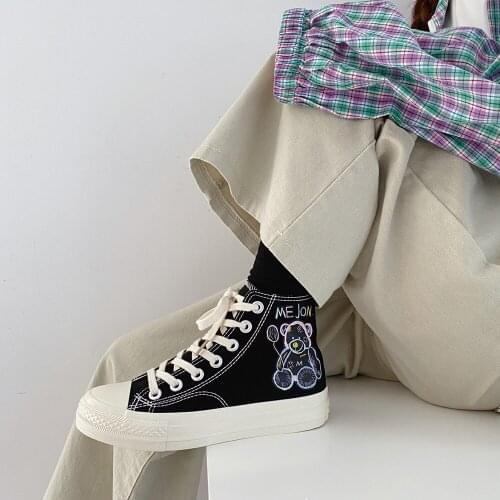 2021 new womens canvas shoes brand student casual bear print sneakers cute graffiti platform shoes girls soft high-top sneakers
