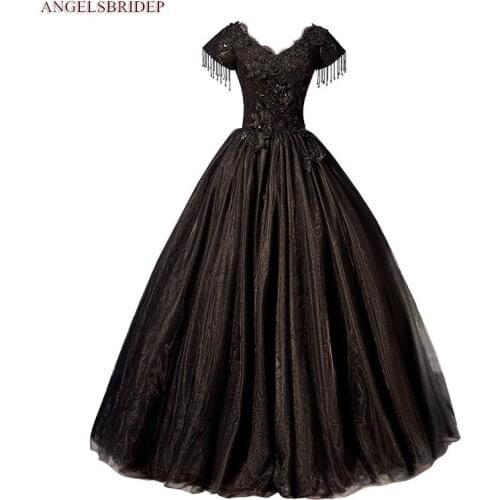 Vintage Cap-Shoulder Black Ball Gown Quinceanera Dresses For 15 Party Gowns Formal V-Neck Applique Celebrity Masquerade Gowns