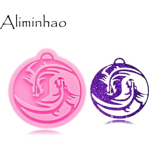 DY0615 Shiny Glossy Flying Dragon Keychain Mold - DIY Handmade charms Mold - Resin Crafting Mold - Epoxy Jewellery Silicone Mold