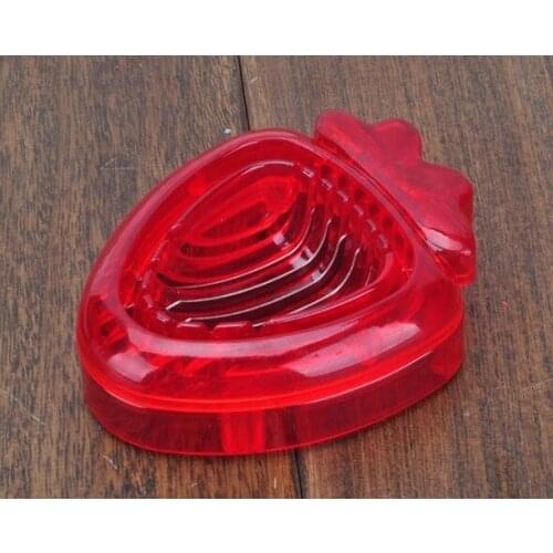 1PC New Strawberry Slicer Plastic Fruit Carving Tools Salad Cutter Berry Strawberry Cake Decoration Cutter OK 0478