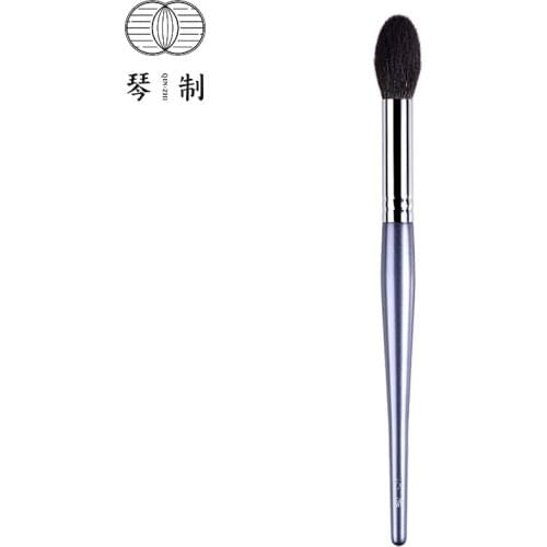 QINZHI Professional Handmade Make Up Brush 191 Highlighter Brush Soft Saikoho Goat Hair Synthetic Fiber Makeup Brushes