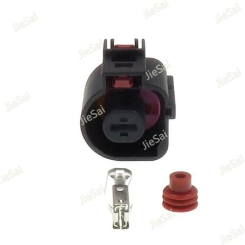 1 Pin 1K0973751 Female Automotive Starter Motor Plug Connector 1K0 973 751 For VW Sagitar Magotan Golf Audi