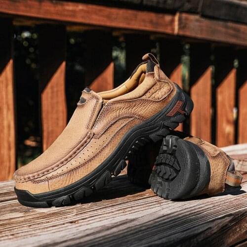 Genuine Leather Breathable Outdoor Shoes Men Climbing Mountain Hiking Shoes Camping Walking Sport Trekking Shoes Hiking Sneakers